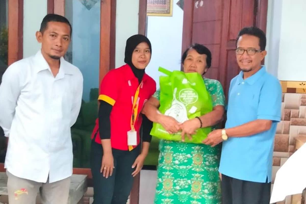 Alfamart Awali 2026 dengan Aksi Sosial di Pasuruan